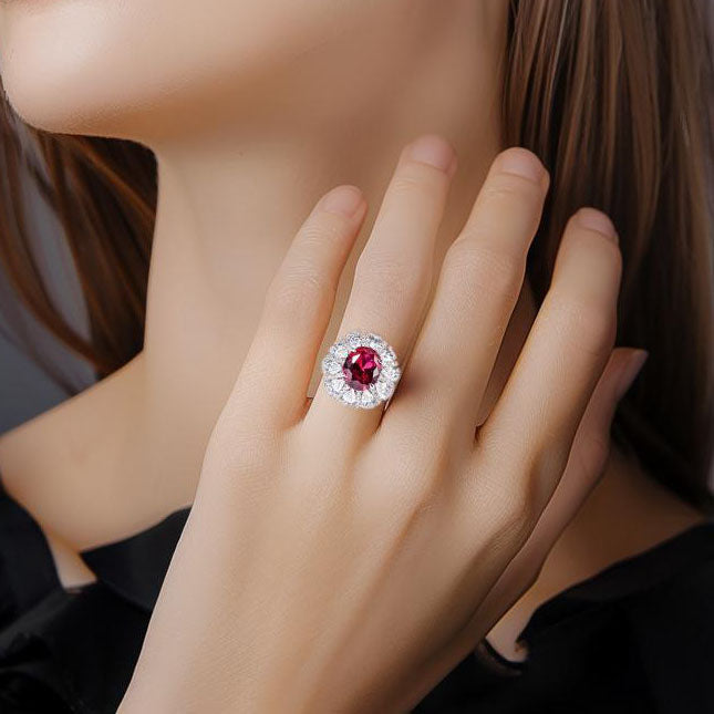 AuraBelle 925 red zircon ring oval main stone, rhodium-plated ring setting is smooth, delicate and comfortable